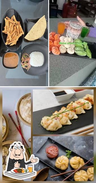 Food at Rens Momos N More