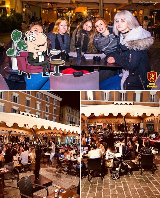 Gli interni di King Edward Royal Pub