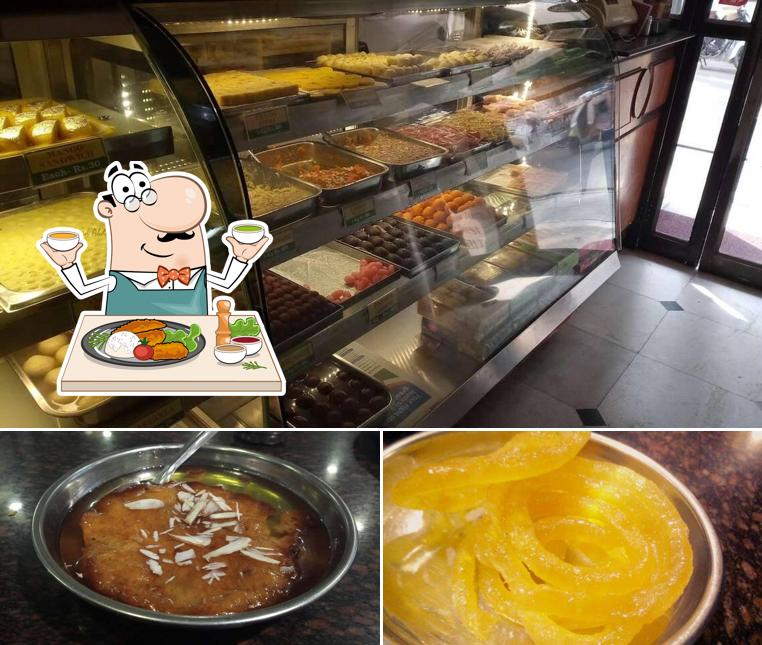 Food at Mithai Mandir