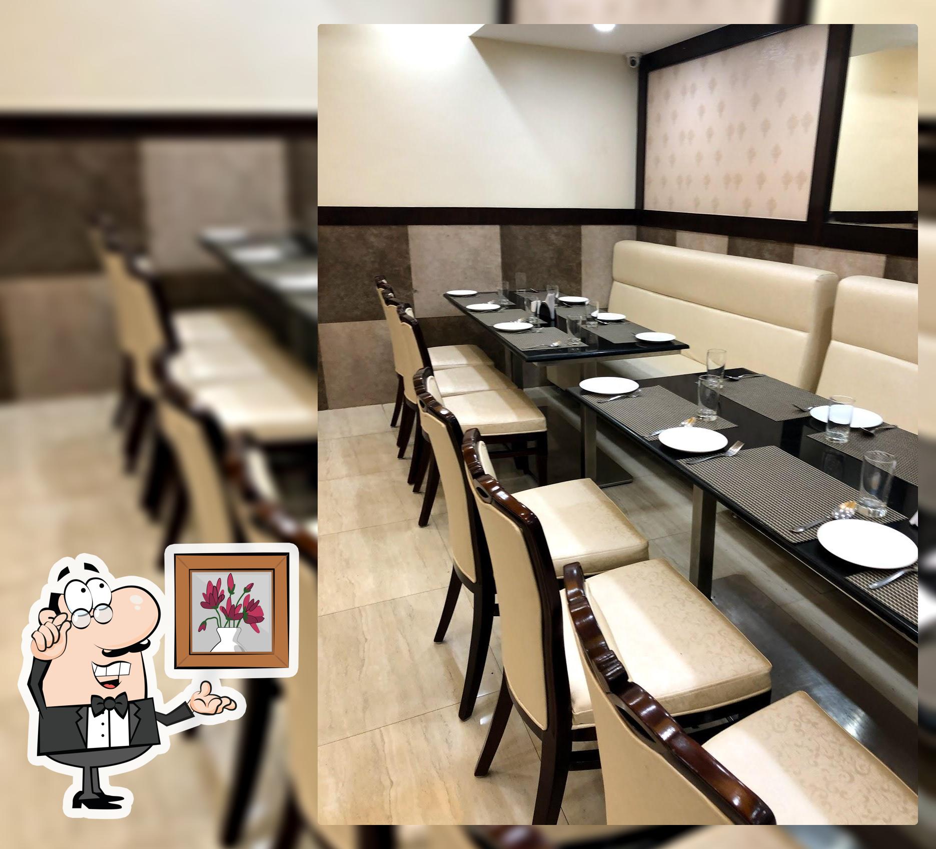 The interior of Junior Kuppanna Urapakkam