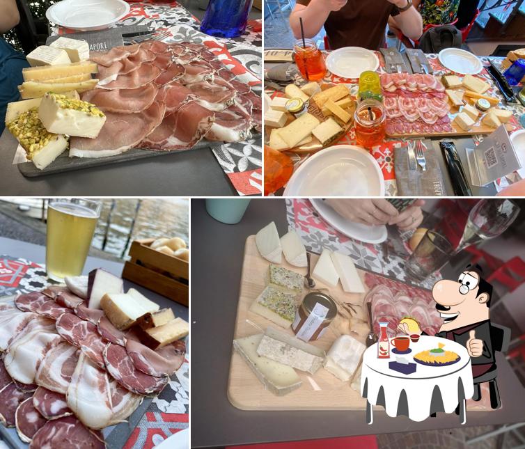 Piatto di formaggi al L'Isola dei Sapori