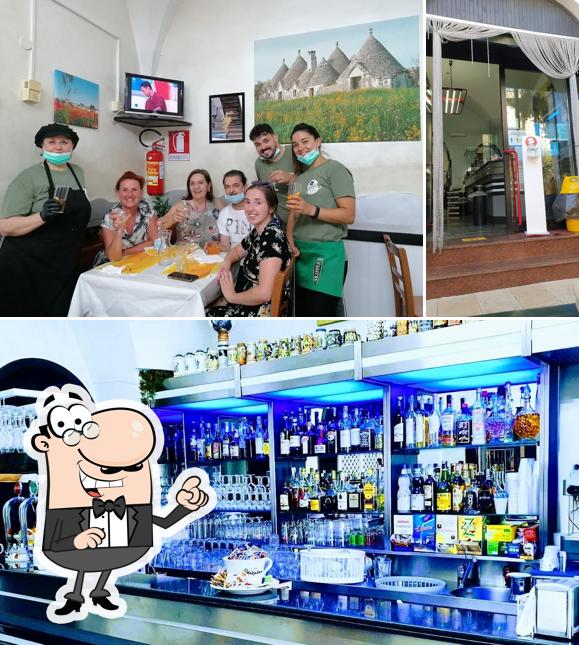 Gli interni di SNACK BAR da PINO