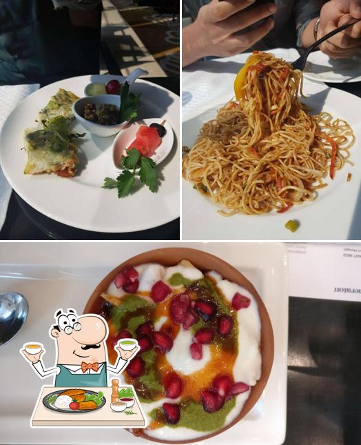 Food at Delhi Pavilion