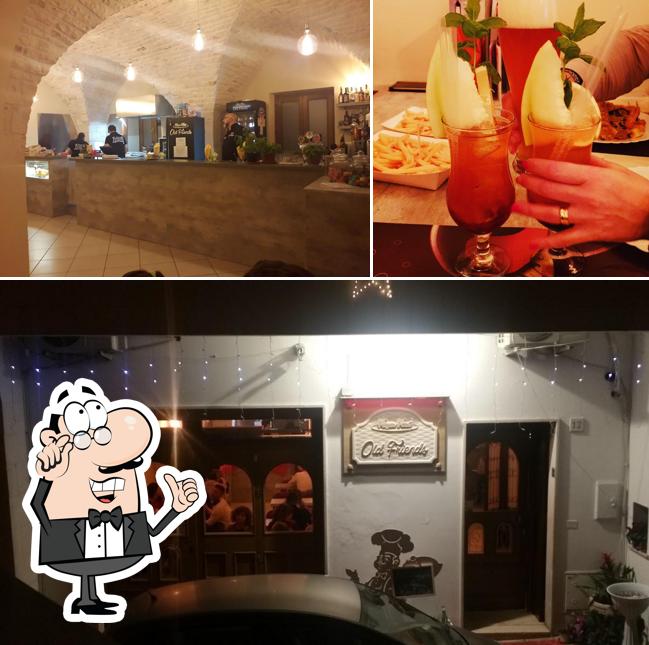 Dai un'occhiata agli interni di Old Friends