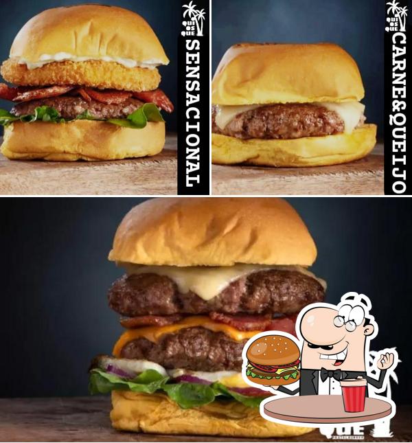 Oquiosque Pastelburger serve uma escolha de opções para os amantes dos hambúrgueres