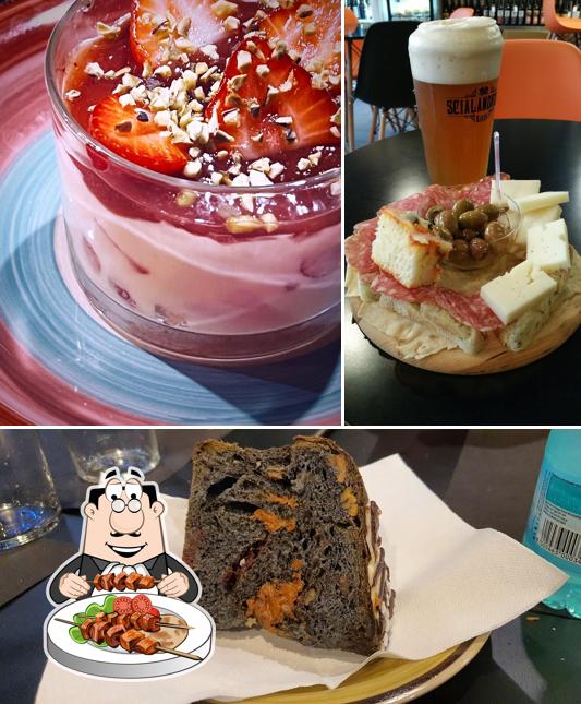 Questa è la immagine che mostra la cibo e birra di The Overlook Cagliari