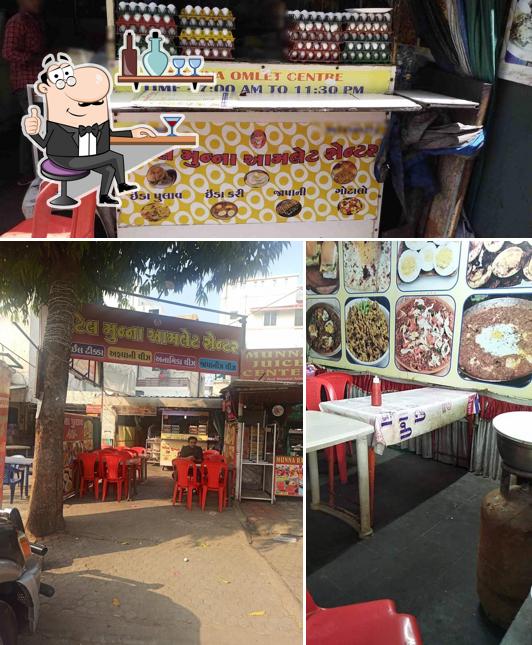 The interior of Munna omlet centre