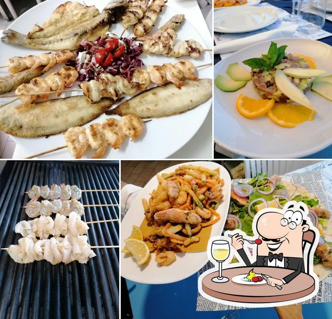 Cibo al Bar Ristorante Poké Blanco Beach