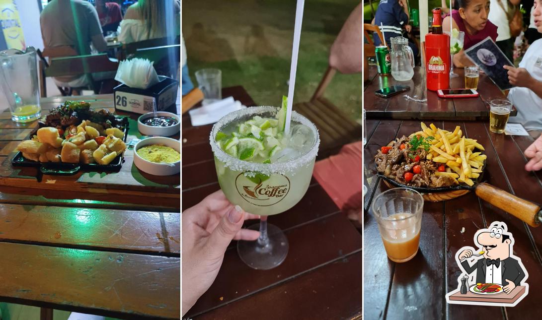 Comida em Quintal do Parque