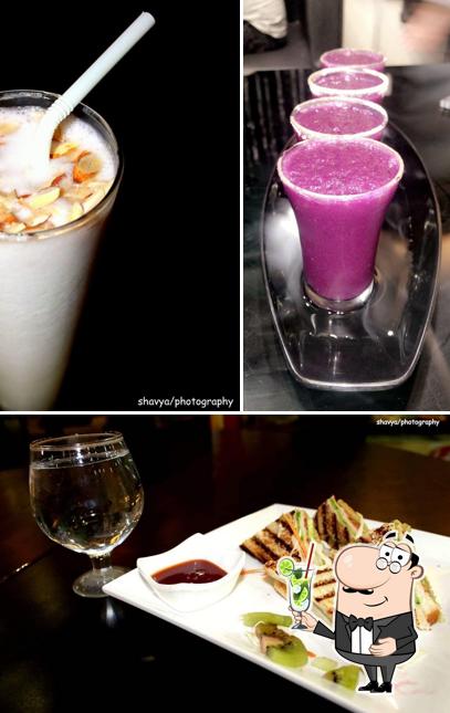Anand Shree Fruit Bonanza & Cafe provides a selection of drinks