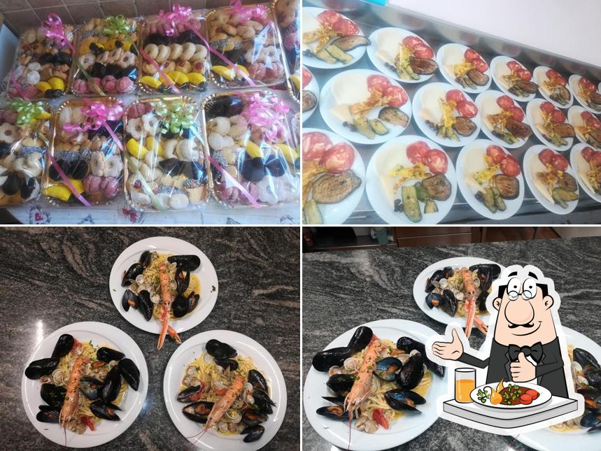 Platti al Pizzeria-Rosticceria-Tavola calda "Alba Chiara"