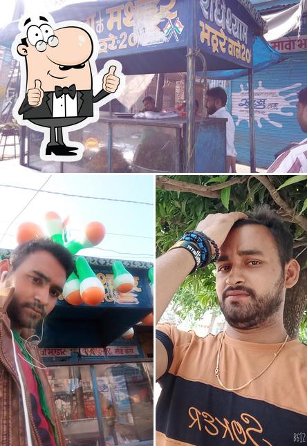 Radhe Shyam Chhole Bhature