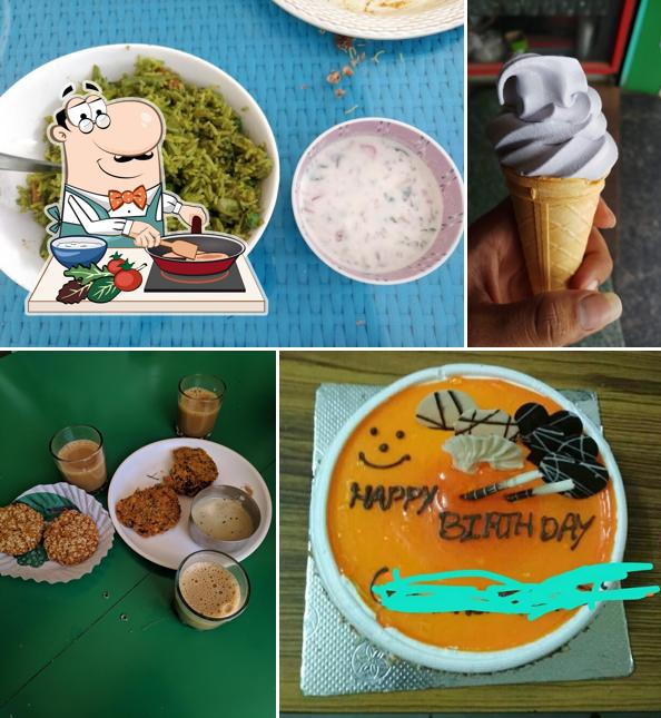 Chicken curry at Upahara Darshini