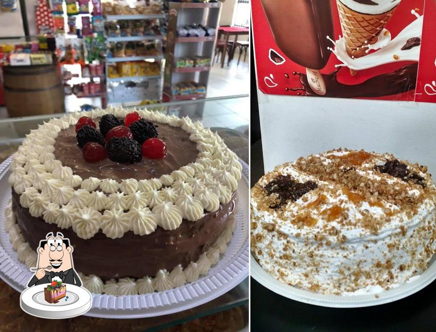 See this pic of Café e Rest Pão Com Banha