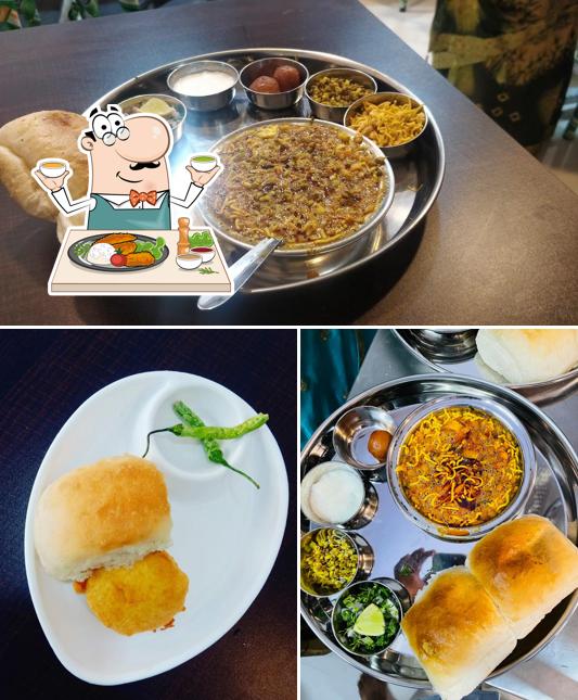 Meals at Shivansh Misal House