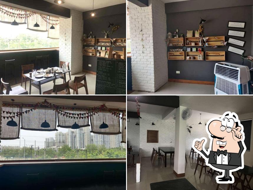 Sparrows At Home Cafe