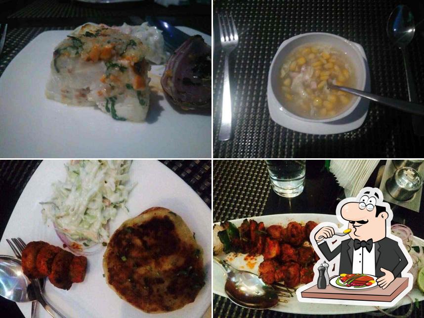 Meals at Pikwik Restaurant