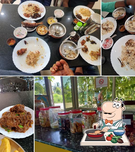 Chicken curry at Hotel Paithrukom