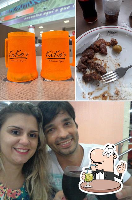 A Kiko's Restaurante e Pizzaria se destaca pelo bebida e comida