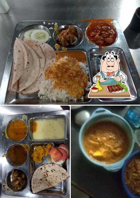 Karnavat Bhojan Prasadi provides meat meals