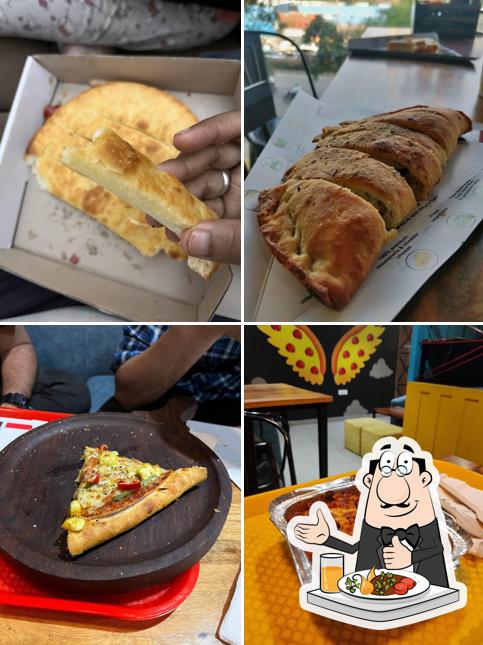 Food at La Pino'z Pizza Hitechcity