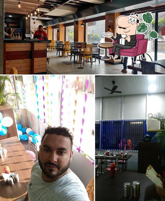 The interior of Pizza Olive