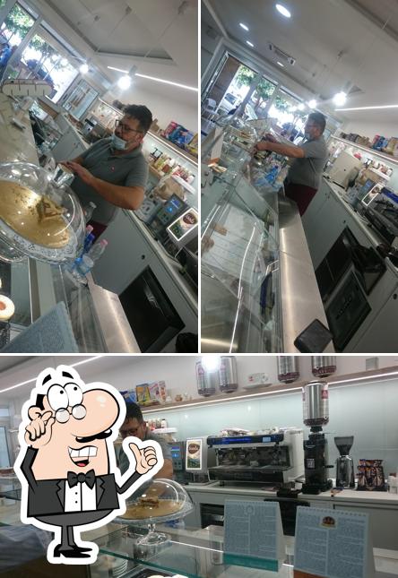 Gli interni di "Bar Lo Smeraldo"