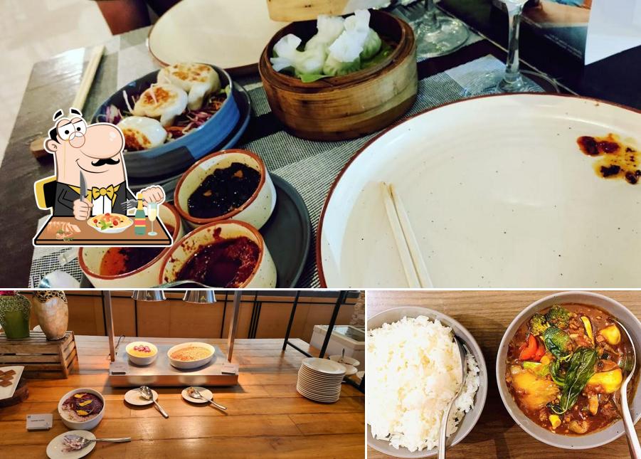 Food at Kuro - The Asian Bistro, Renaissance Ahmedabad