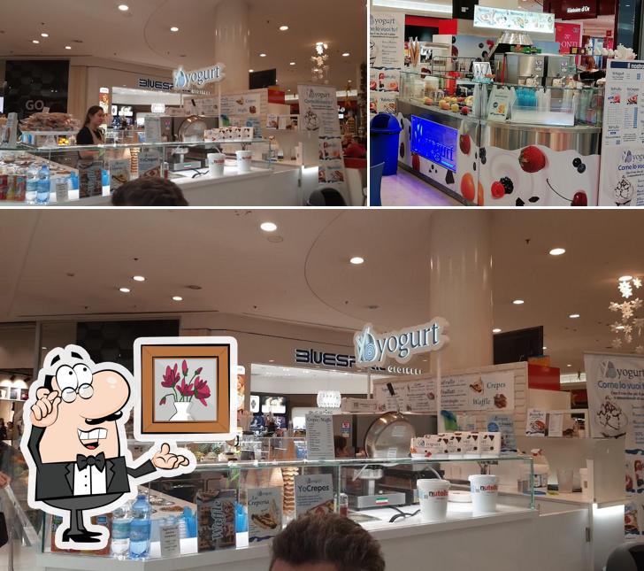 Dai un'occhiata agli interni di Yoyogurt