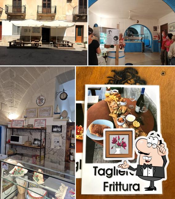 Siediti a un tavolo di Napulè Favignana