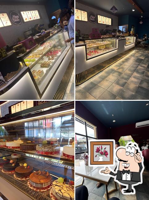 The interior of Honey special cake Kochi