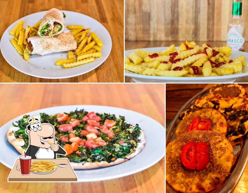 Peça cbatatas fritas francesas no Laziza Gastronomia Libanesa