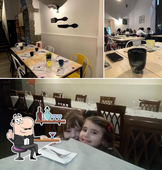 Dai un'occhiata agli interni di Times Food