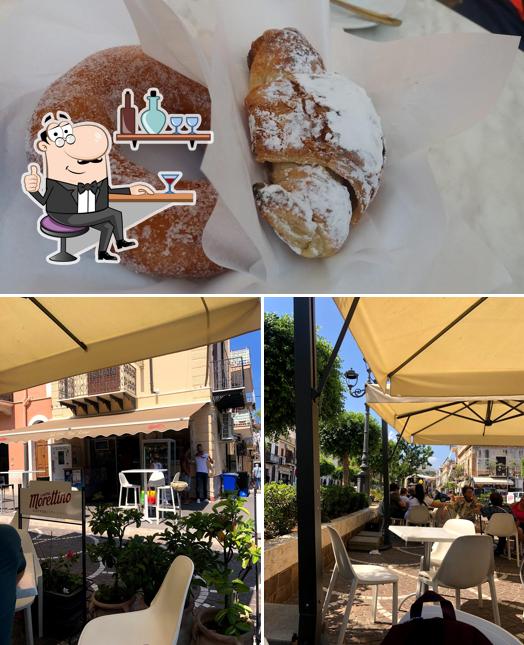 La immagine di interni e cibo da Bar Pasticceria Longo dal 1896