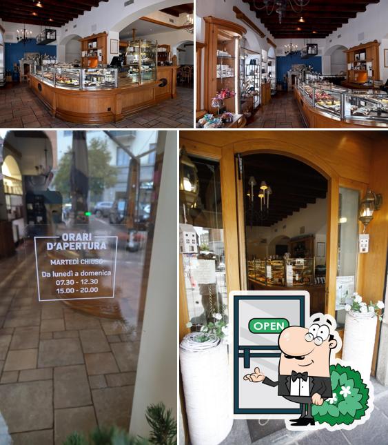 Guarda gli esterni di Pasticceria Asperti