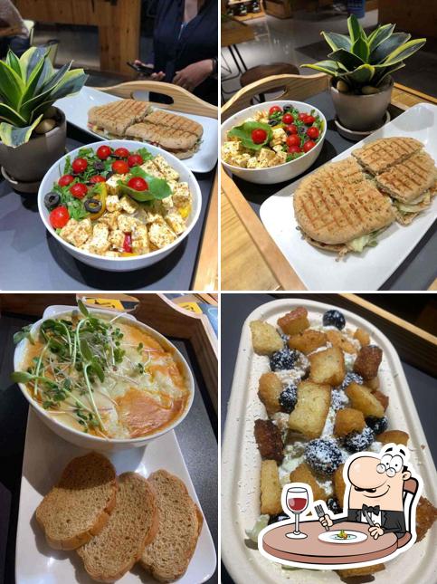 Food at Muscleheadon The Health Cafe