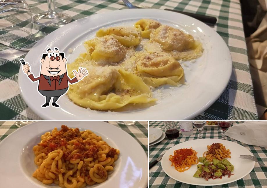 Platti al Trattoria Sandoni