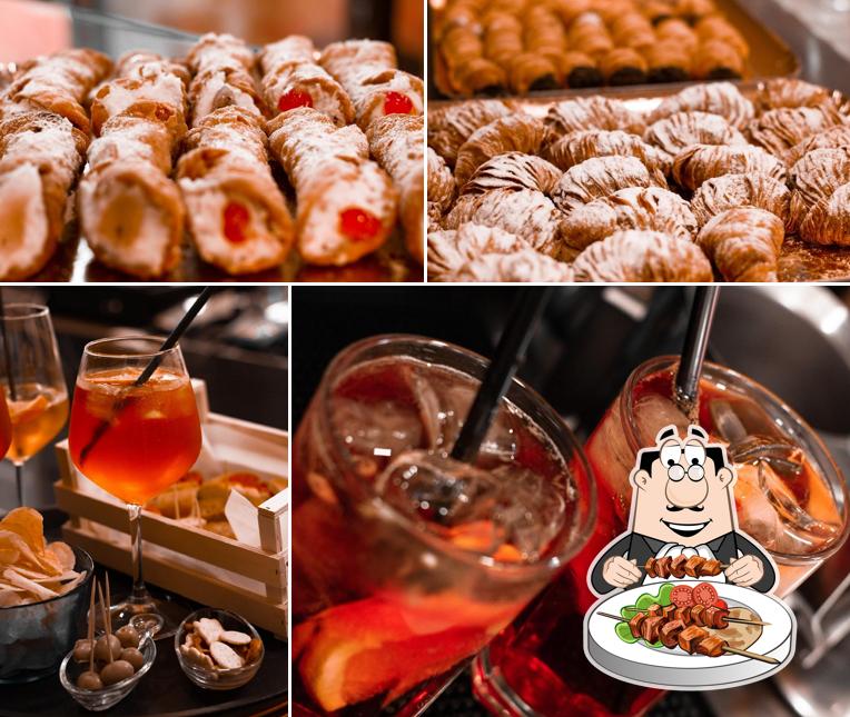 Platti al Cafe' Le Corti