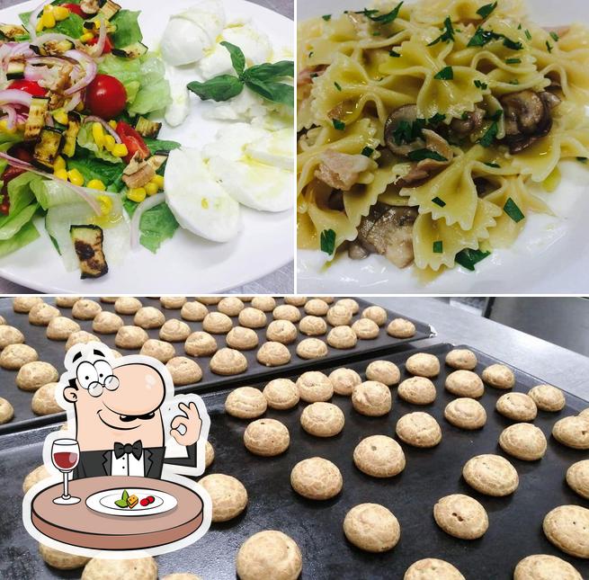 Cibo al Pizzeria Tuxedo