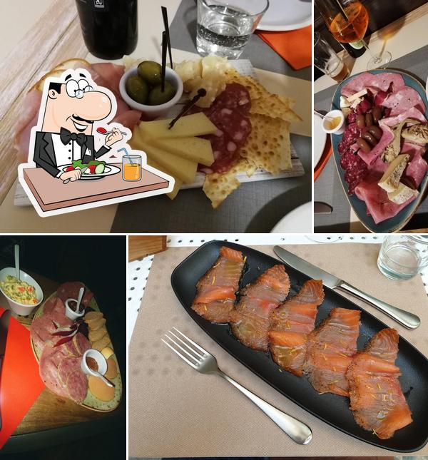 Tavoli in Salumeria Moroni