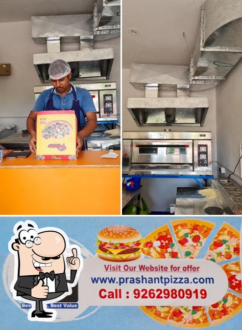 See this pic of Prashant Pizza