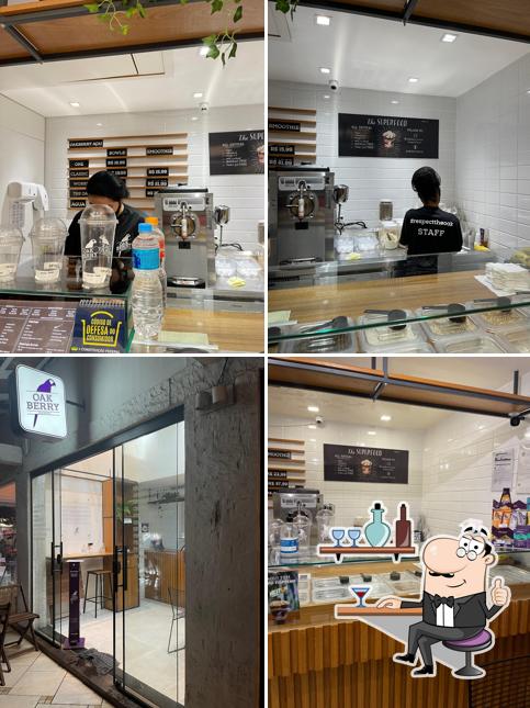 O interior do Oakberry Açaí - Rua das Pedras, Búzios - RJ