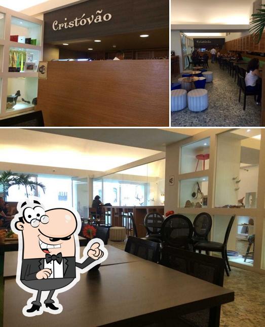 Veja imagens do interior do Cristóvão Café & Bistrô