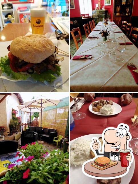 Prenditi un hamburger a OSTERIA VILLABRUNA