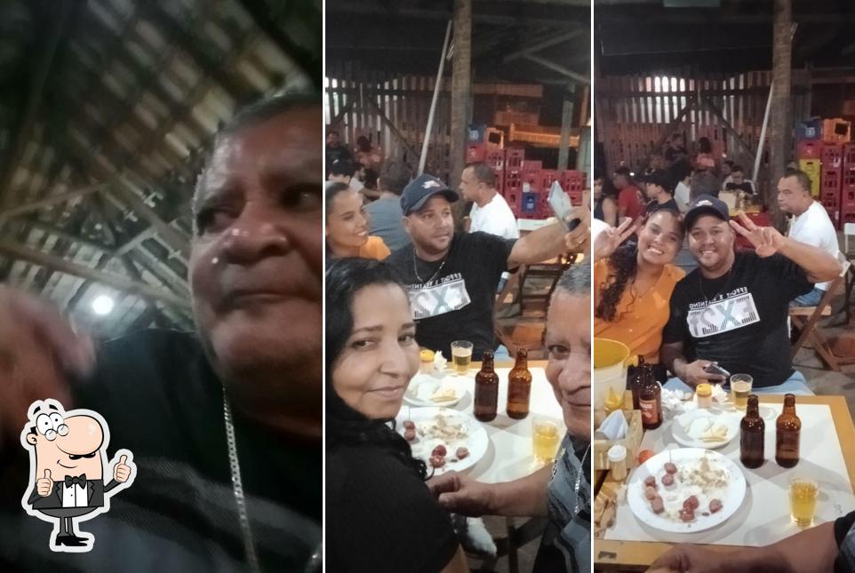 Here's an image of Restaurante Três Temperos