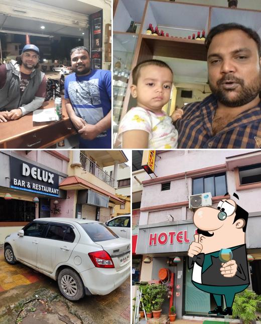 Delux Bar & Restaurant