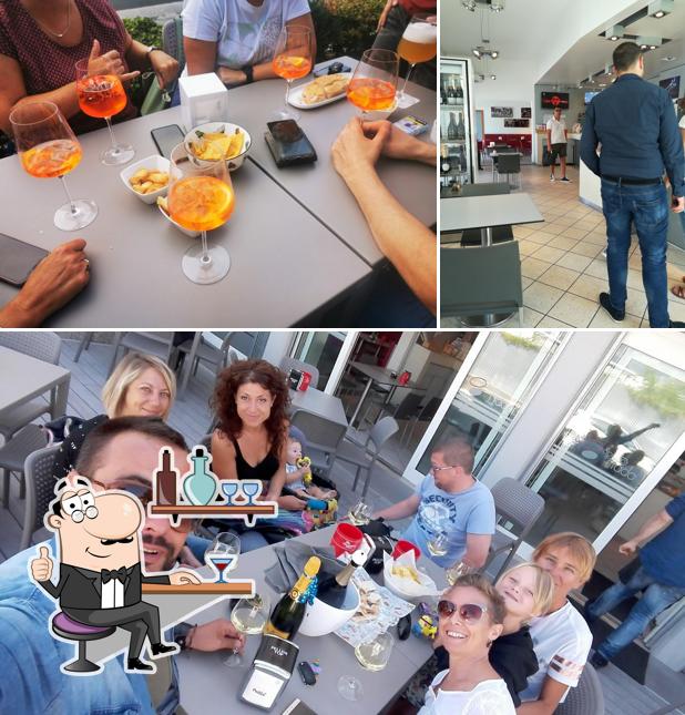 La foto della interni e cibo di Spazio Prada