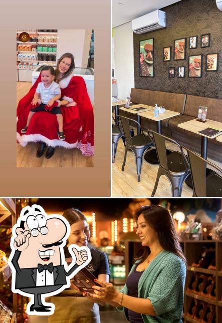 Veja imagens do interior do Cacau Show