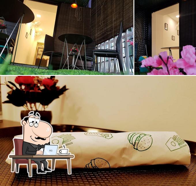 Check out how Doodle Cafe looks inside