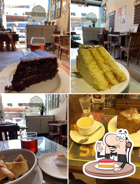 Bolo de queijo em Cafeteira Dona Mê - Receitas de Família